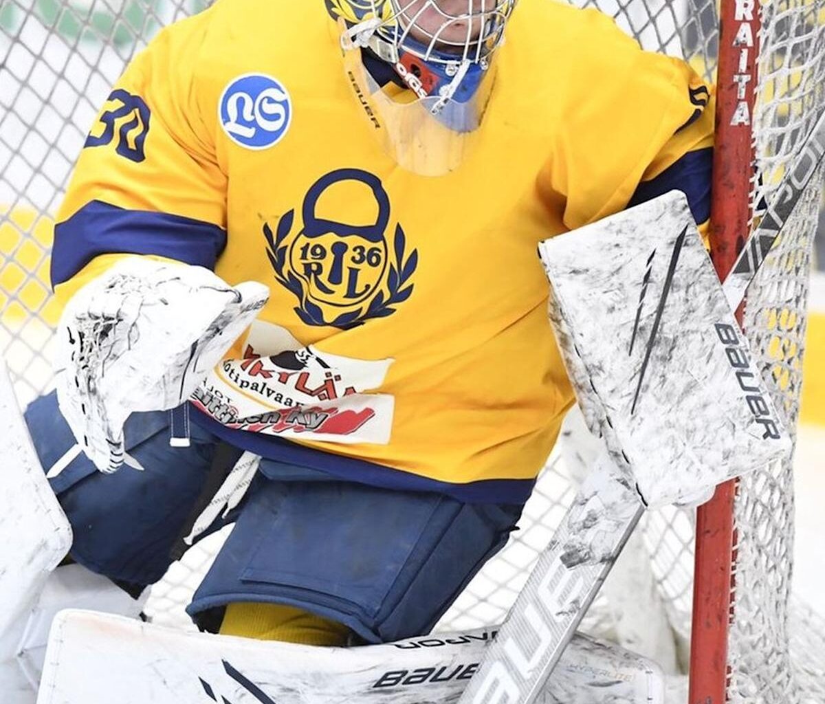 Edmonton Oilers get a new goalie (late round pick out of Finland)