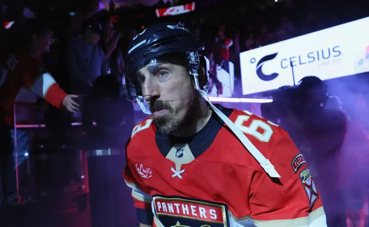 Brad Marchand instigates Connor McDavid's Oilers teammate with 5-word jibe after Panthers' Stanley Cup championship