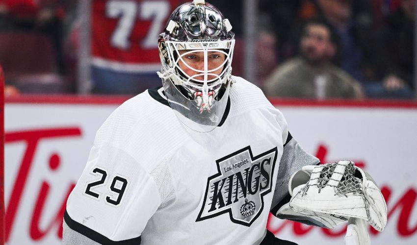LA Kings re-sign Pheonix Copley to a one-year deal