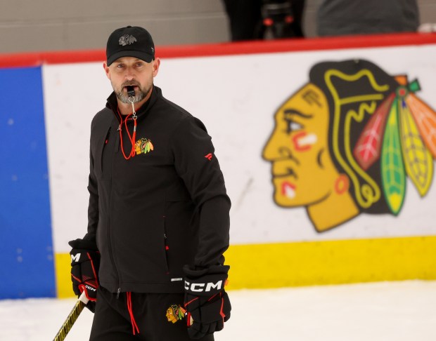 Blackhawks interim coach Anders Sorensen runs his first practice with the team on Dec. 6, 2024, at Fifth Third Arena. (Stacey Wescott/Chicago Tribune)