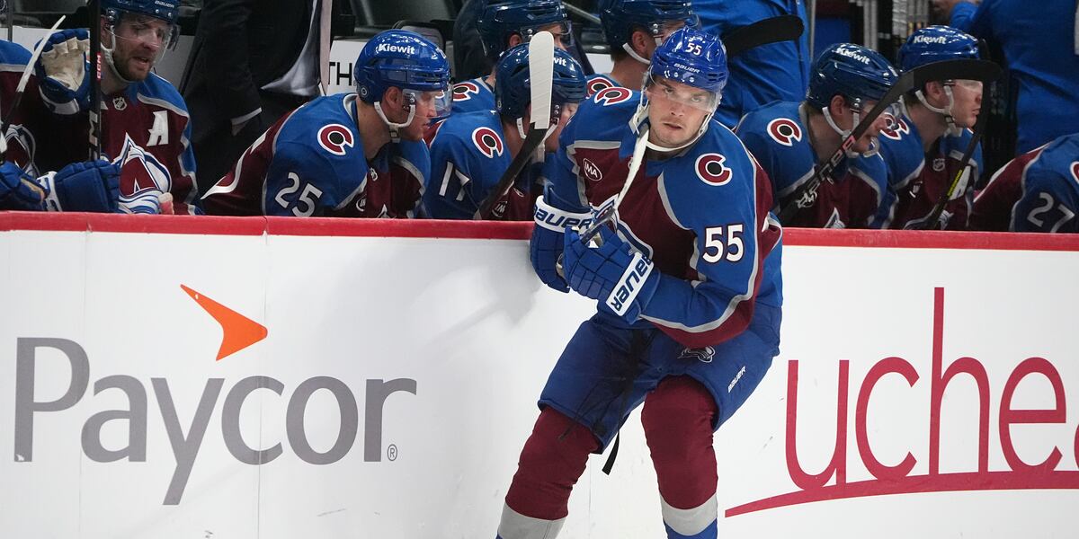 Avalanche use 4-goal first period to power past Senators 5-1