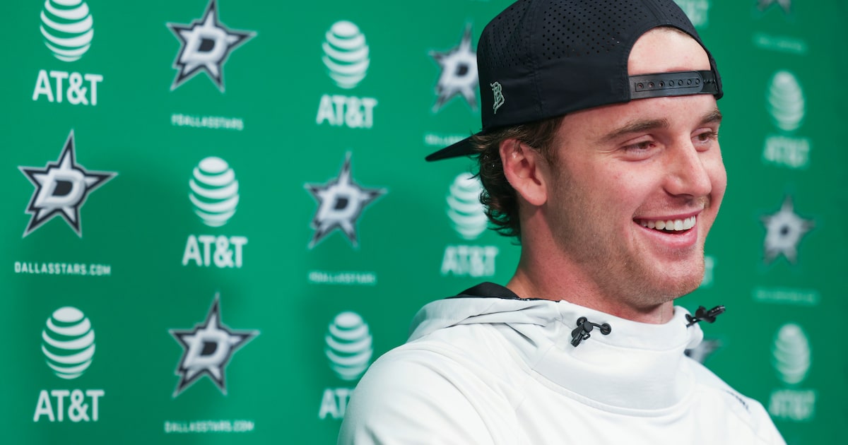 Stars goalie Jake Oettinger is going to be a dad