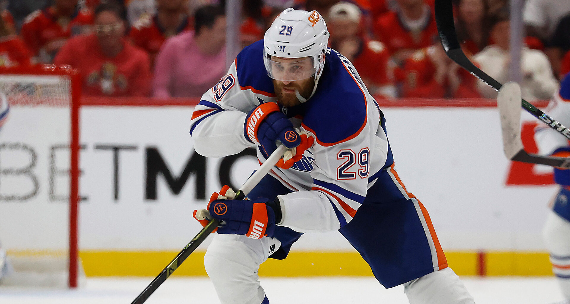 The Stanley Cup Finals between the Edmonton Oilers and Florida Panthers is tied at 2 wins apiece. Who has the advantage now?