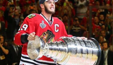 Jonathan Toews Is OFFICIALLY Back In The National Hockey League