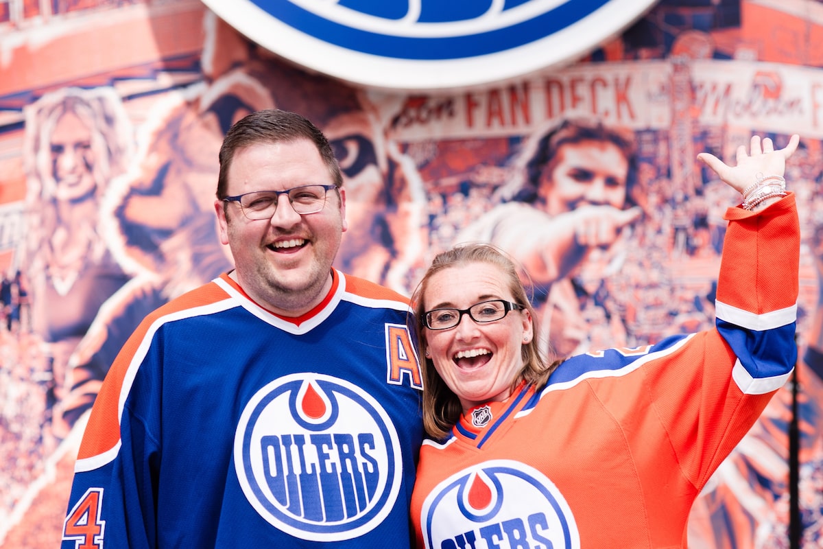 U.K.-based Oilers fans make the long trip to see their team live