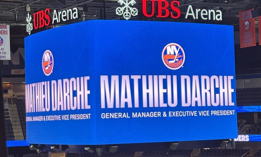 Darche Talks with the French Media; Talks About "Core," Lou's Help