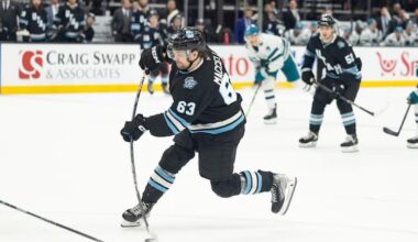 Golden Knights Should Target Young Top-6 Winger Via Trade
