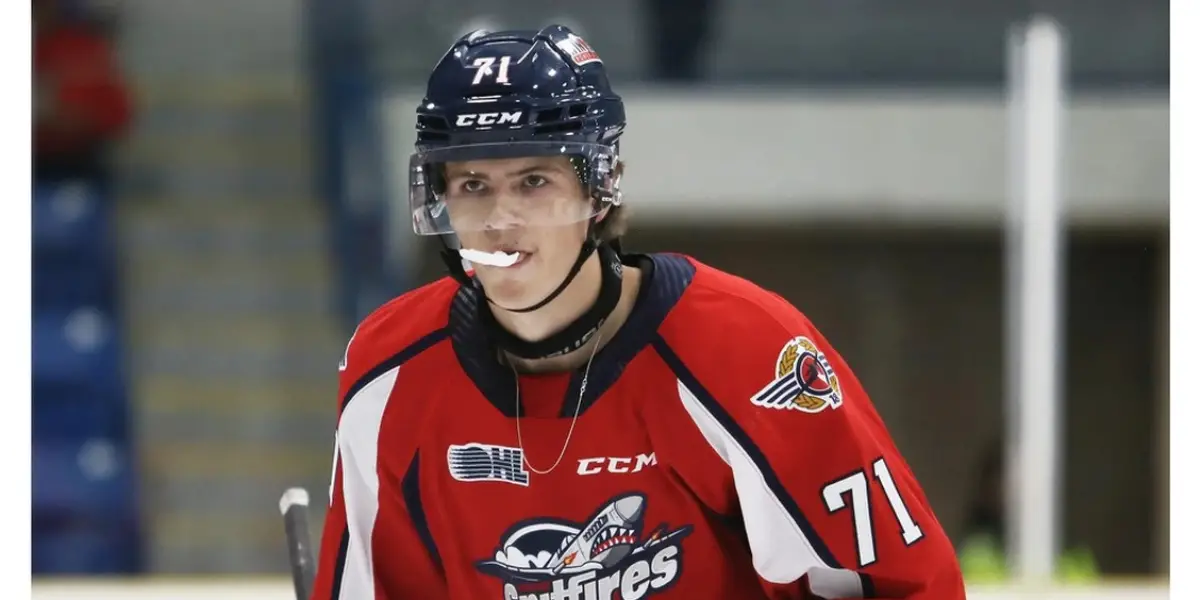 Jack Nesbitt skating for the Windsor Spitfires