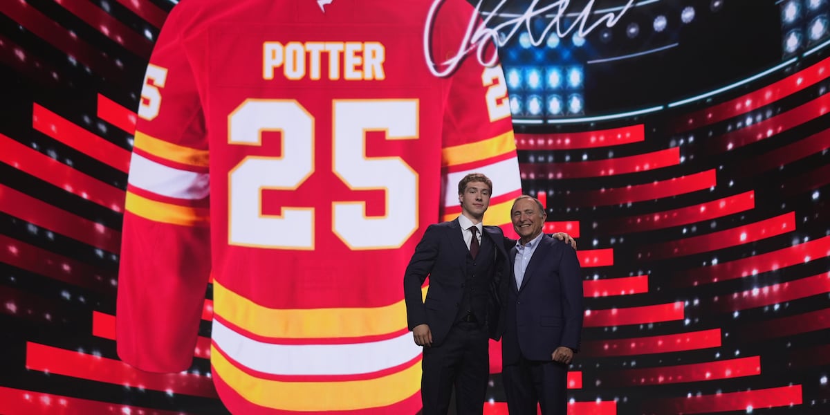 Freshman becomes first player in ASU history drafted in first round of NHL Draft