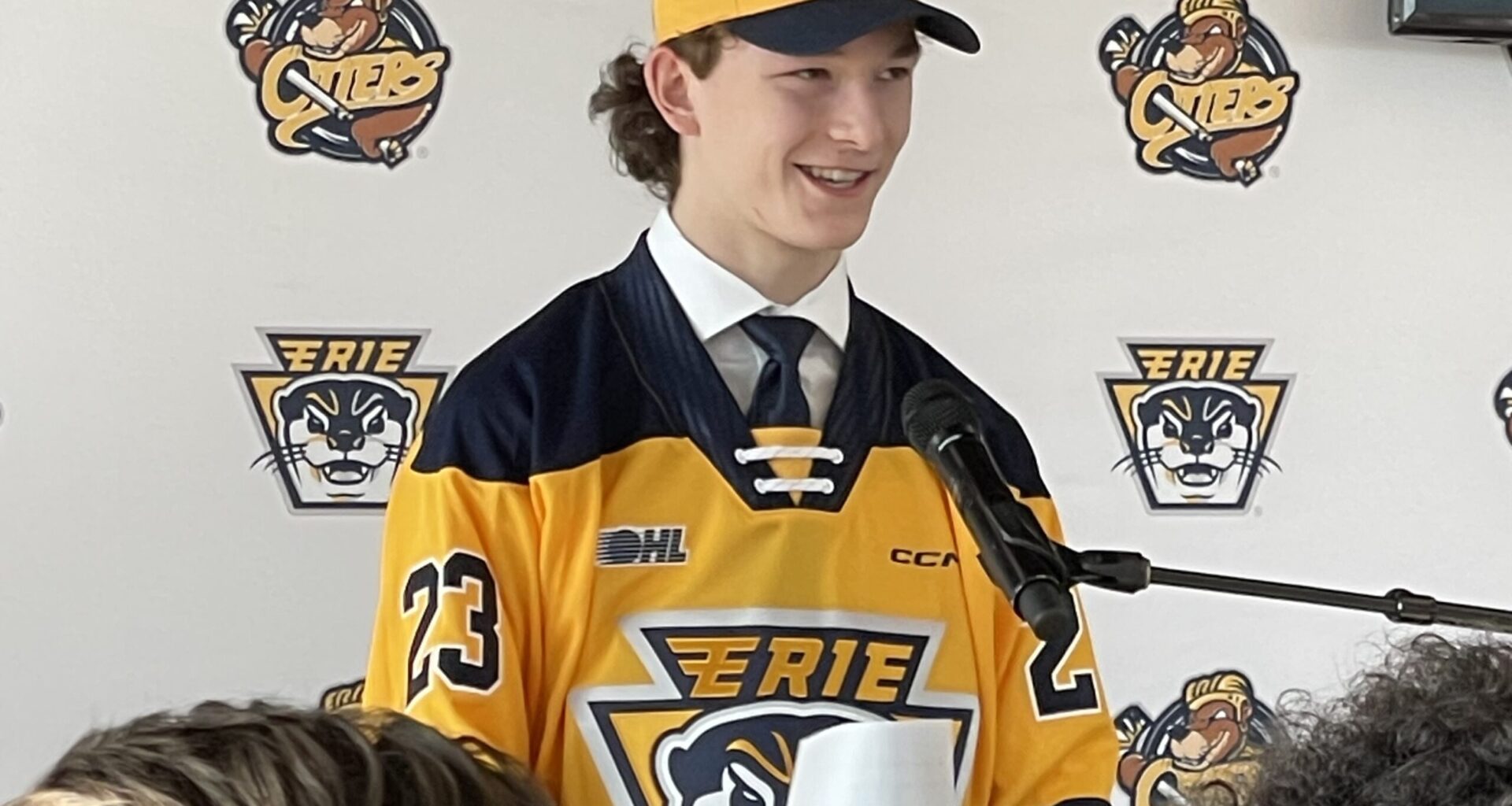 5 Reasons the Islanders Will Draft Matthew Schaefer No. 1 - The Hockey Writers - New York Islanders