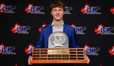 Potential No. 1 Pick Matthew Schaefer Deserving of CHL Top Prospect Award - The Hockey Writers - NHL Entry Draft