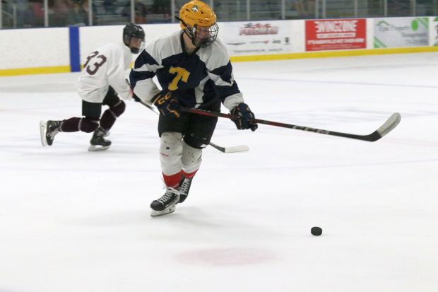 The Riverview Gabriel Richard ice hockey team earned a 2-0...