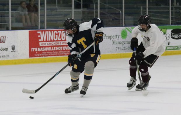 The Riverview Gabriel Richard ice hockey team earned a 2-0...