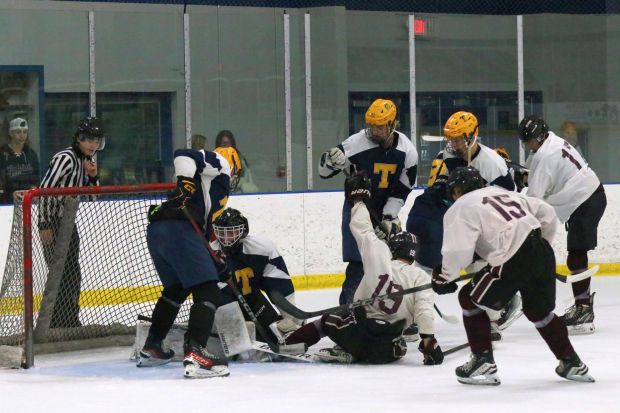 The Riverview Gabriel Richard ice hockey team earned a 2-0...