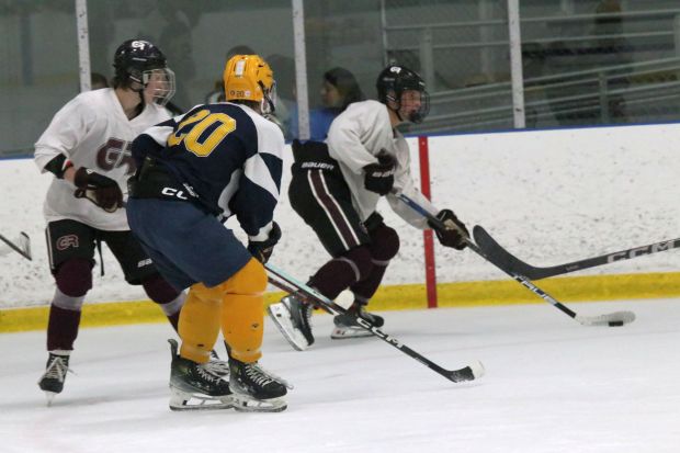 The Riverview Gabriel Richard ice hockey team earned a 2-0...