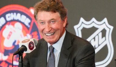 Wayne Gretzky is hiding in plain sight during the Stanley Cup final