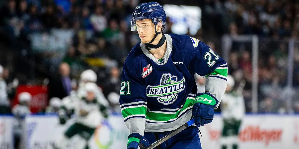 Radim Mrtka skating for the Seattle Thunderbirds