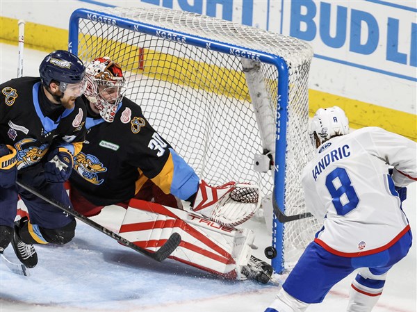 Strong effort from goalie Bednar leads Walleye to a 3-1 win over Trois-Rivières in Game 1 of ECHL Finals