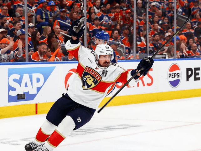 Brad Marchand, Florida Panthers