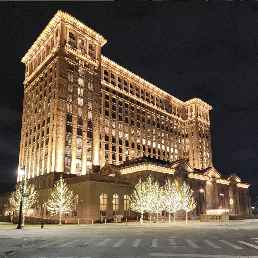 The site of the old arena became home to a stunning apartment complex
