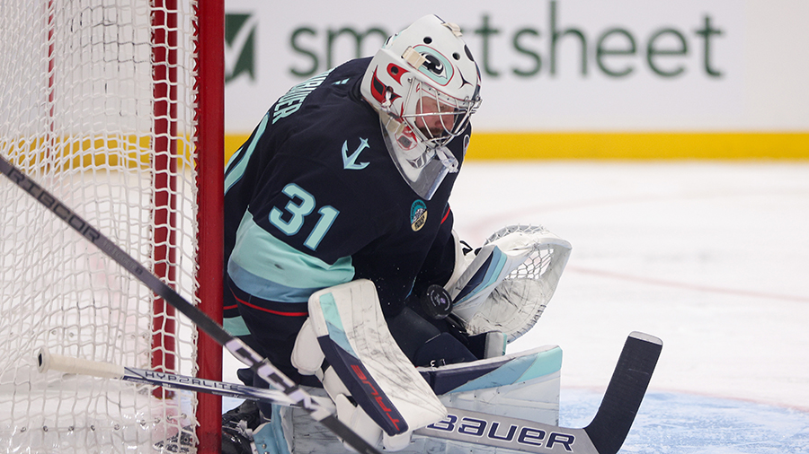 Seattle Kraken goaltender Philipp Grubauer save St. Louis Blues April 2025...