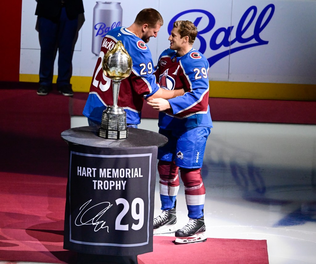 Who is closer to another championship?