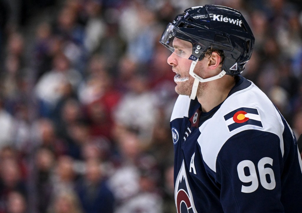 Avalanche's Mikko Rantanen trade raises red flag — and a white one