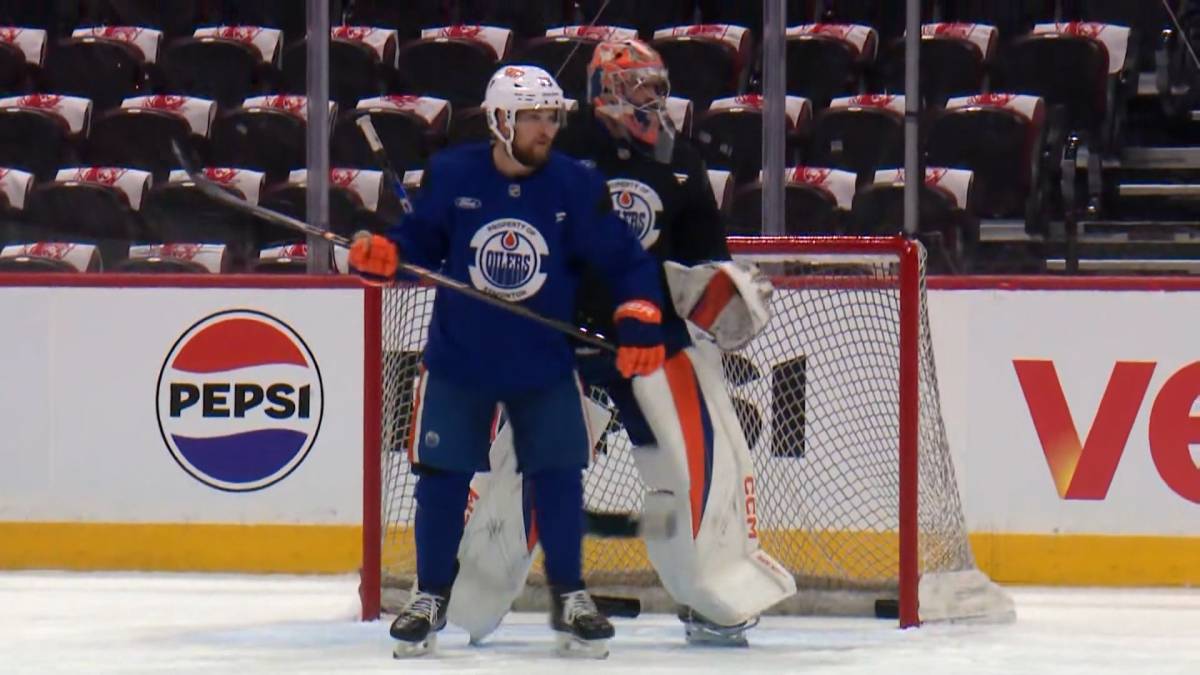 Click to play video: 'Stanley Cup Final shifts to Florida with series tied 1-1'