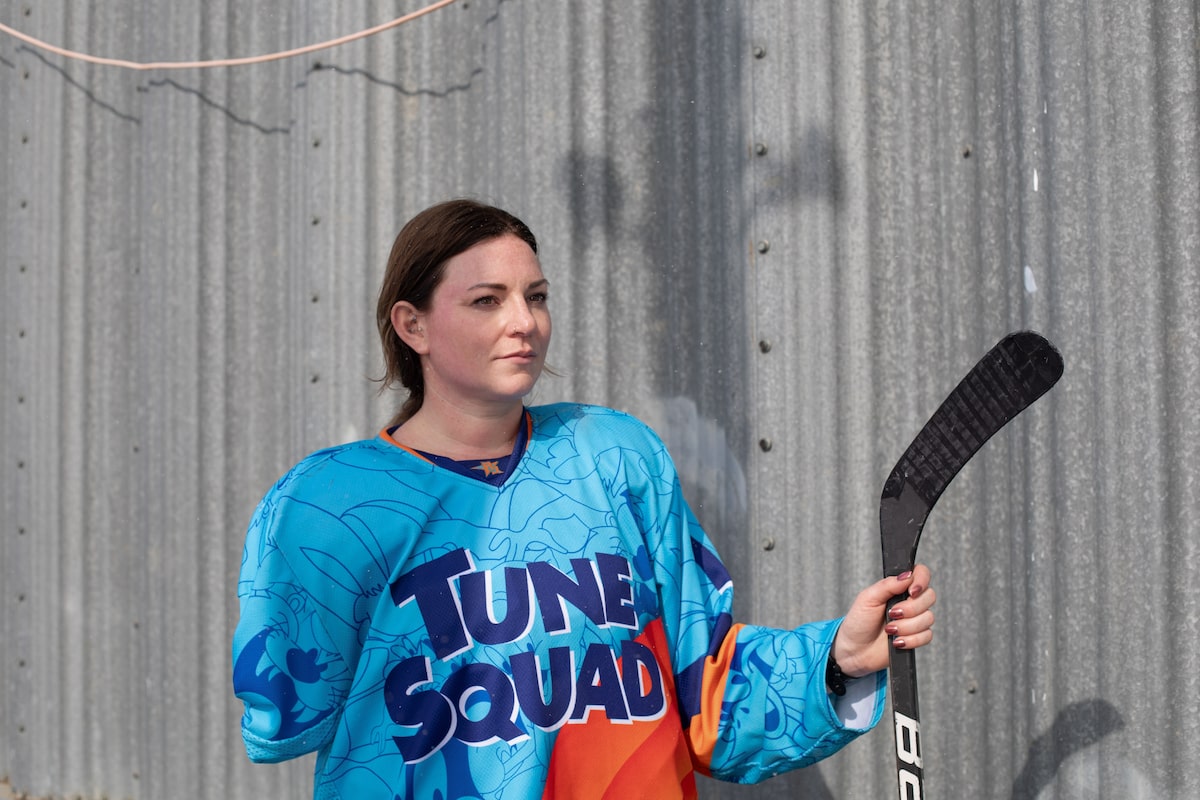 Albertan finds her way back to hockey after losing her arm in a farm accident at 19