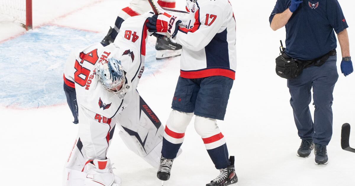 Capitals goalie Thompson and Canadiens counterpart Montembeault each leave Game 3 with injuries