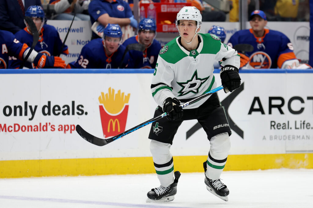 Dallas Stars Sign Nils Lundkvist To One-Year Deal