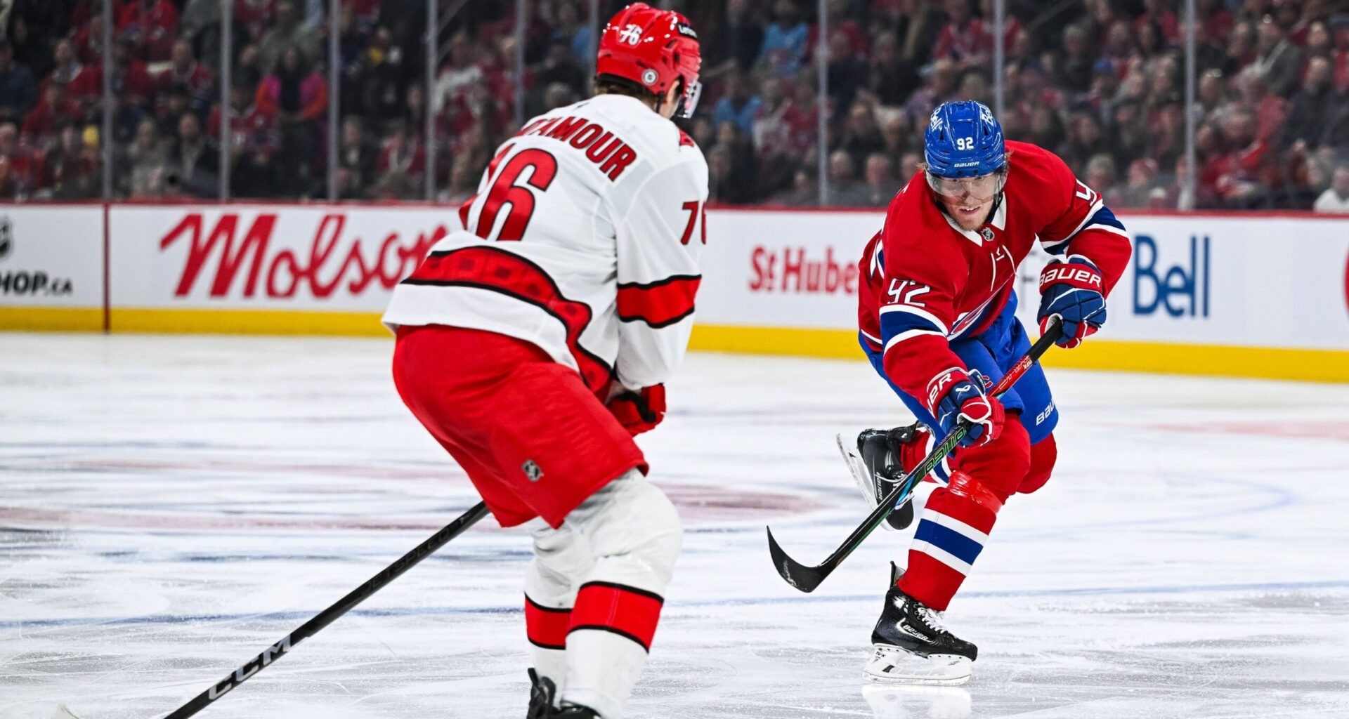 Patrik Laine Dazzles NHL Fans at Glamorous Ritz Royale Gala