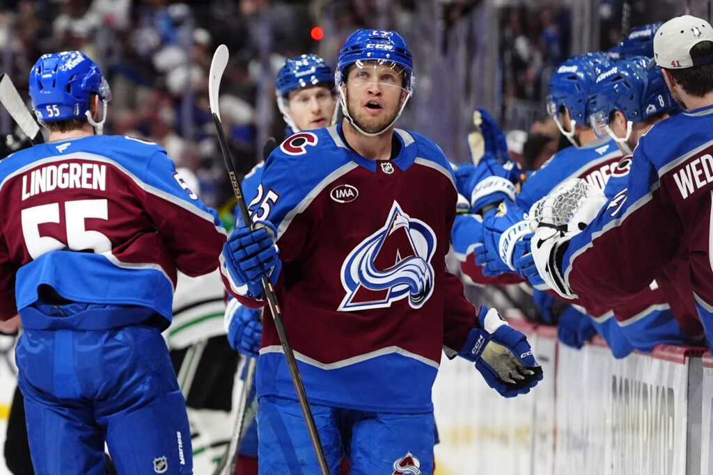 Avalanche's Logan O'Connor Out 5-6 Months Following Hip Surgery