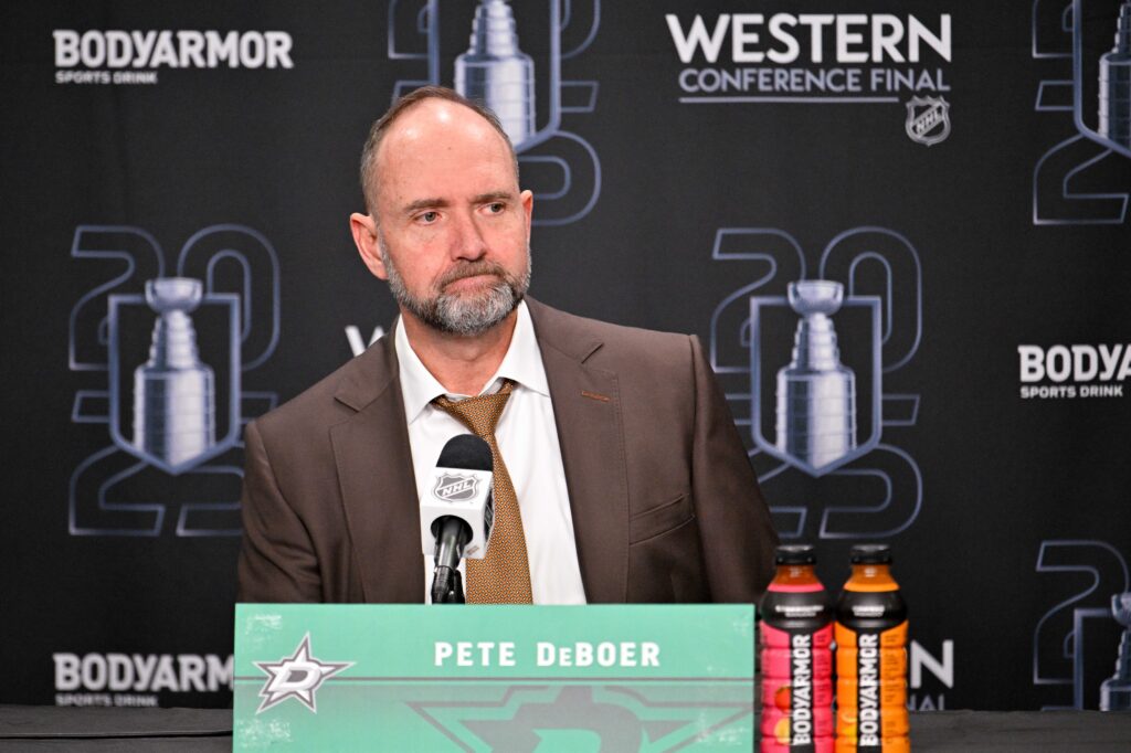 Stars Fire Pete DeBoer