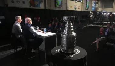 Steve Dangle demands Stan Bowman's firing over bold claims about Edmonton's goaltending dominance