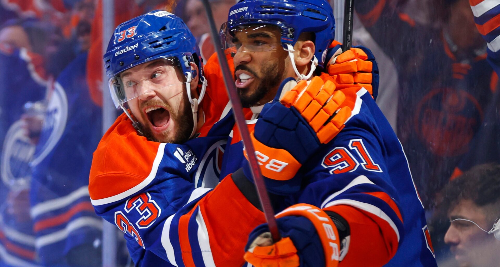 Vancouver Canucks Acquire Forward With Stanley Cup Experience