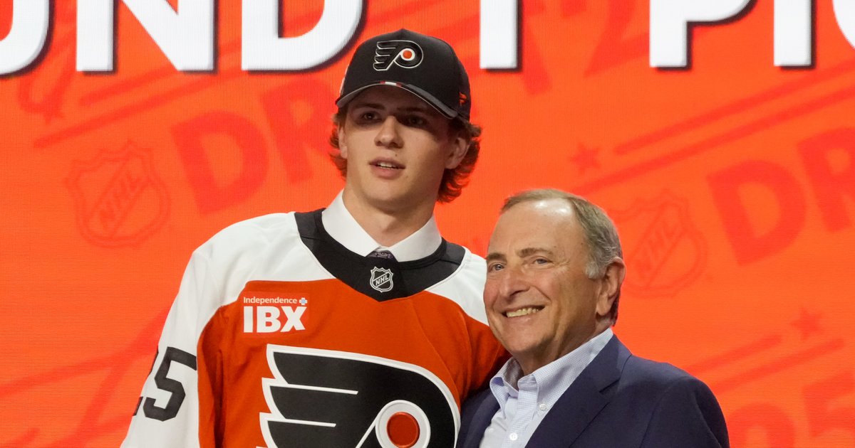 NHL Draft: Flyers take center Jack Nesbitt at No. 12 after trading up with Penguins