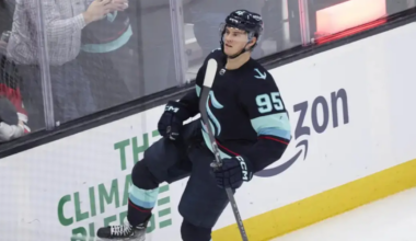 Chicago Blackhawks and Seattle Kraken Swap Forwards