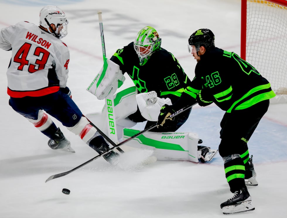 FILE - Dallas Stars goaltender Jake Oettinger (29) and defenseman Ilya Lyubushkin (46) defend...