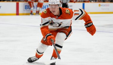 Anaheim Ducks send Trevor Zegras to Philadelphia Flyers for Ryan Poehling and draft picks