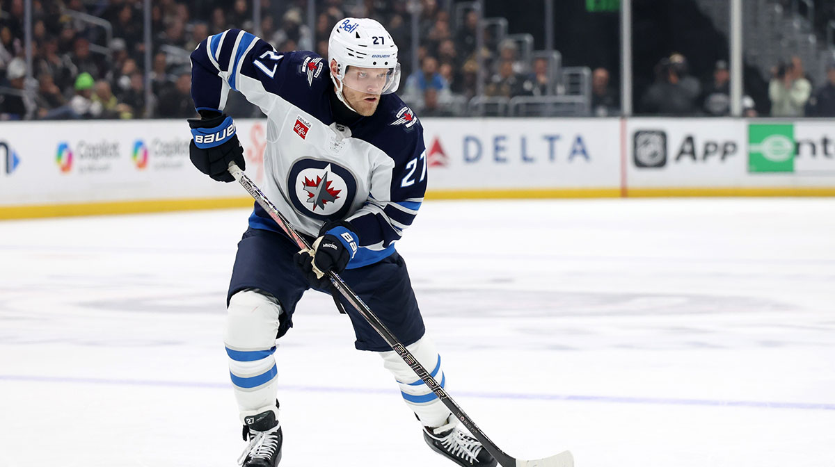 Winnipeg Jets left wing Nikolaj Ehlers (27) skates with the puck during the third period against the Los Angeles Kings at Crypto.com Arena.