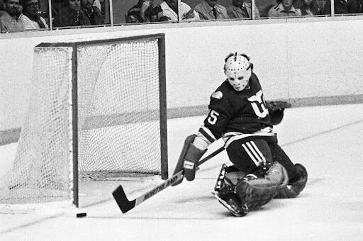 Forty-five years after it happened, Hartford Whalers goalie John Garrett has been awarded the second assist on Gordie Howe's final NHL goal. (The Canadian Press - image credit)