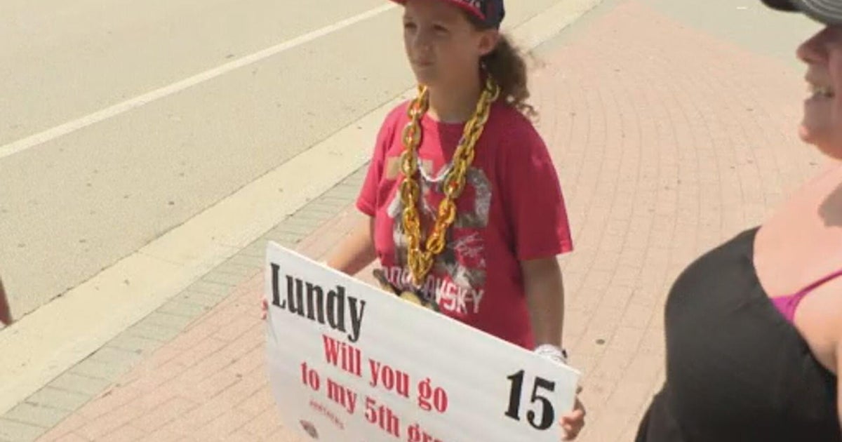 10-year-old Florida Panthers fan wants to ask Anton Lundell to her 5th grade prom
