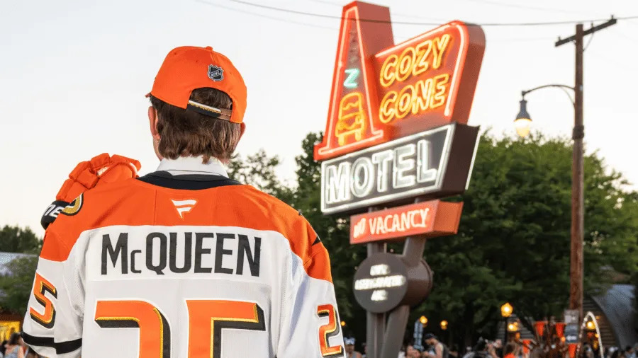 Ducks rookie Roger McQueen poses at Cars Land at Disneyland. (Anaheim Ducks)