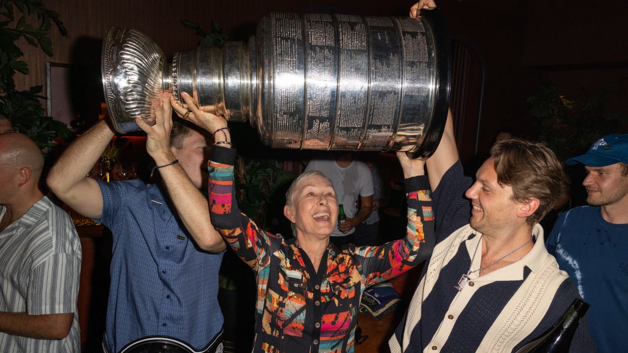Tennis star Navratilova celebrates Stanley Cup with Panthers