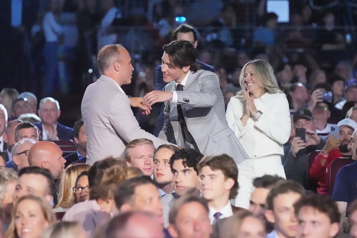 Utah Mammoth add QMJHL MVP Caleb Desnoyers in first round of NHL Draft