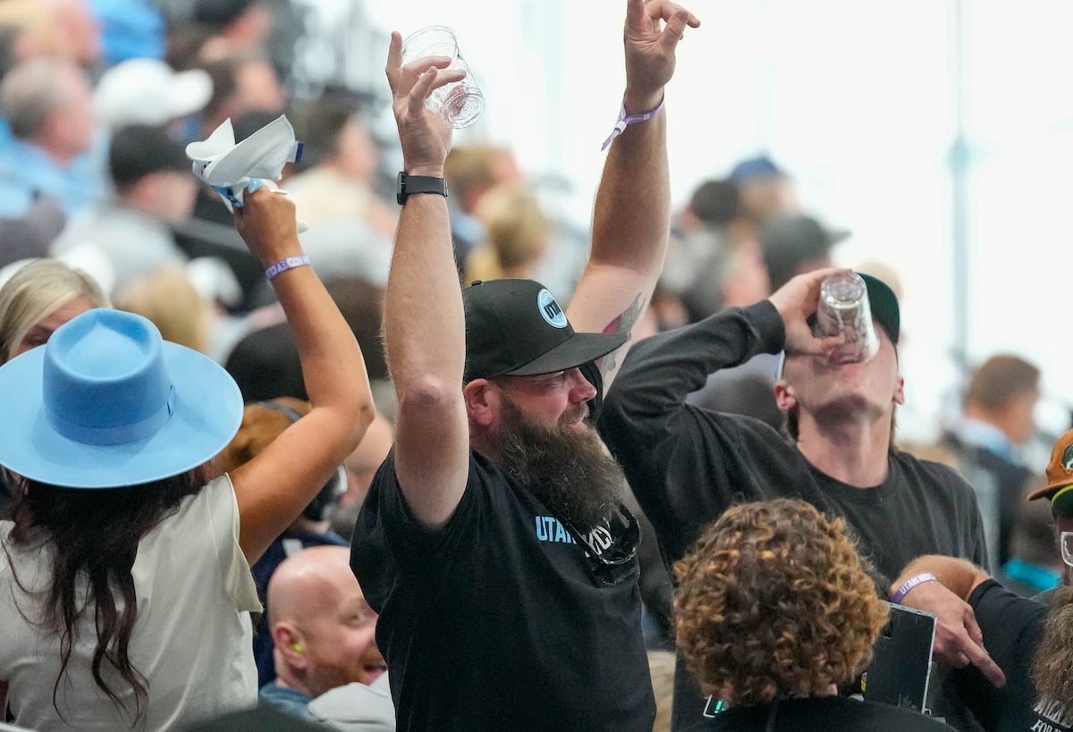 Utah Hockey Club, Delta Center breaks beer and merchandise sales record