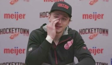 Jakub Vrana, Detroit Red Wings