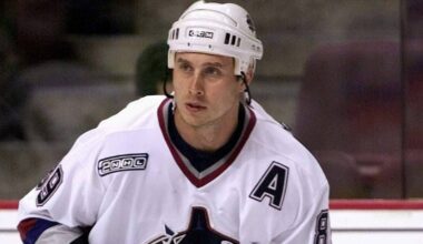 Former Vancouver Canuck Alexander Mogilny finally makes the Hockey Hall of Fame