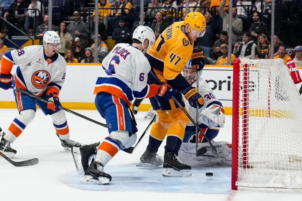 Islanders blow late lead, lose overtime crusher to Predators